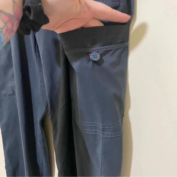 Women’s Koi Basics Navy Blue Flare Wide Leg  Scrub Stretch Pants Size M Tall NEW - Picture 6 of 16